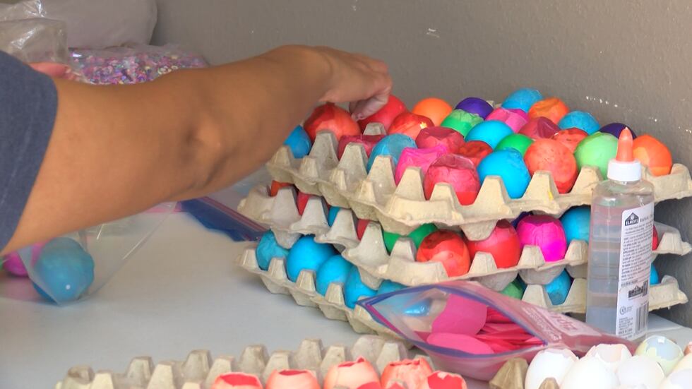 Un alto porcentaje de los cascarones viene de México, aunque muchos llegan dañados y requieren...