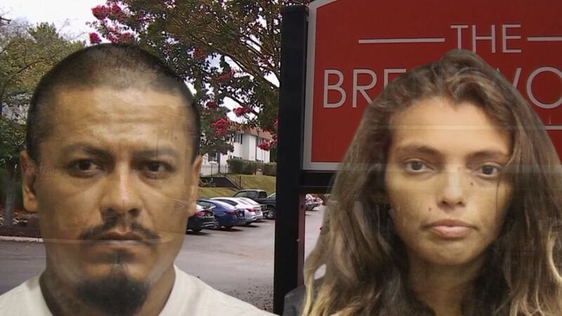 Martínez y Argueta están acusados en la muerte de su hijo por herida de bala.