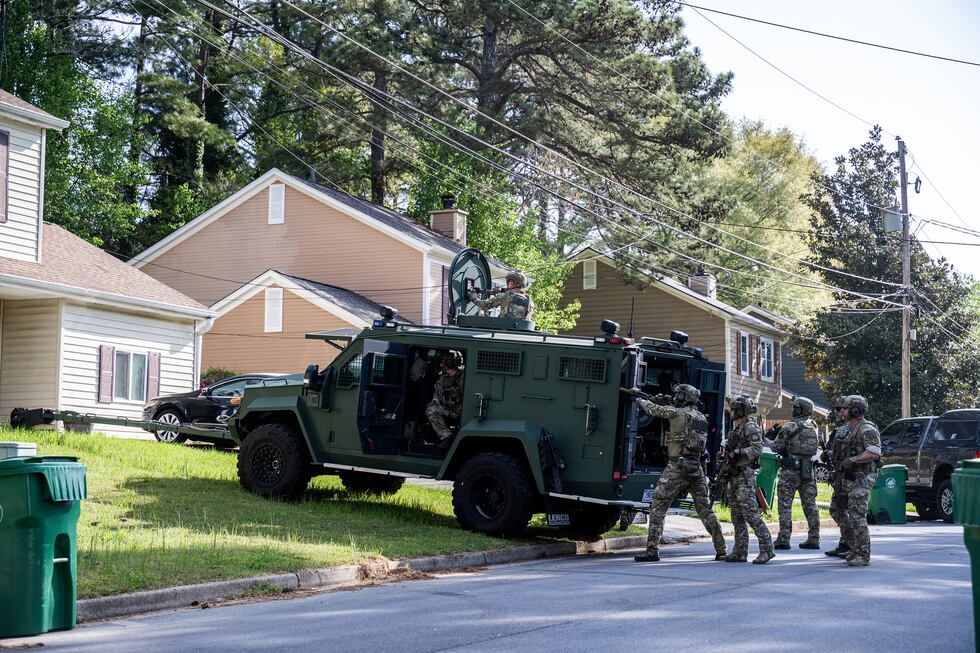 Operativo del Servicio de Alguaciles de los Estados Unidos (USMS) y las agencias del orden...